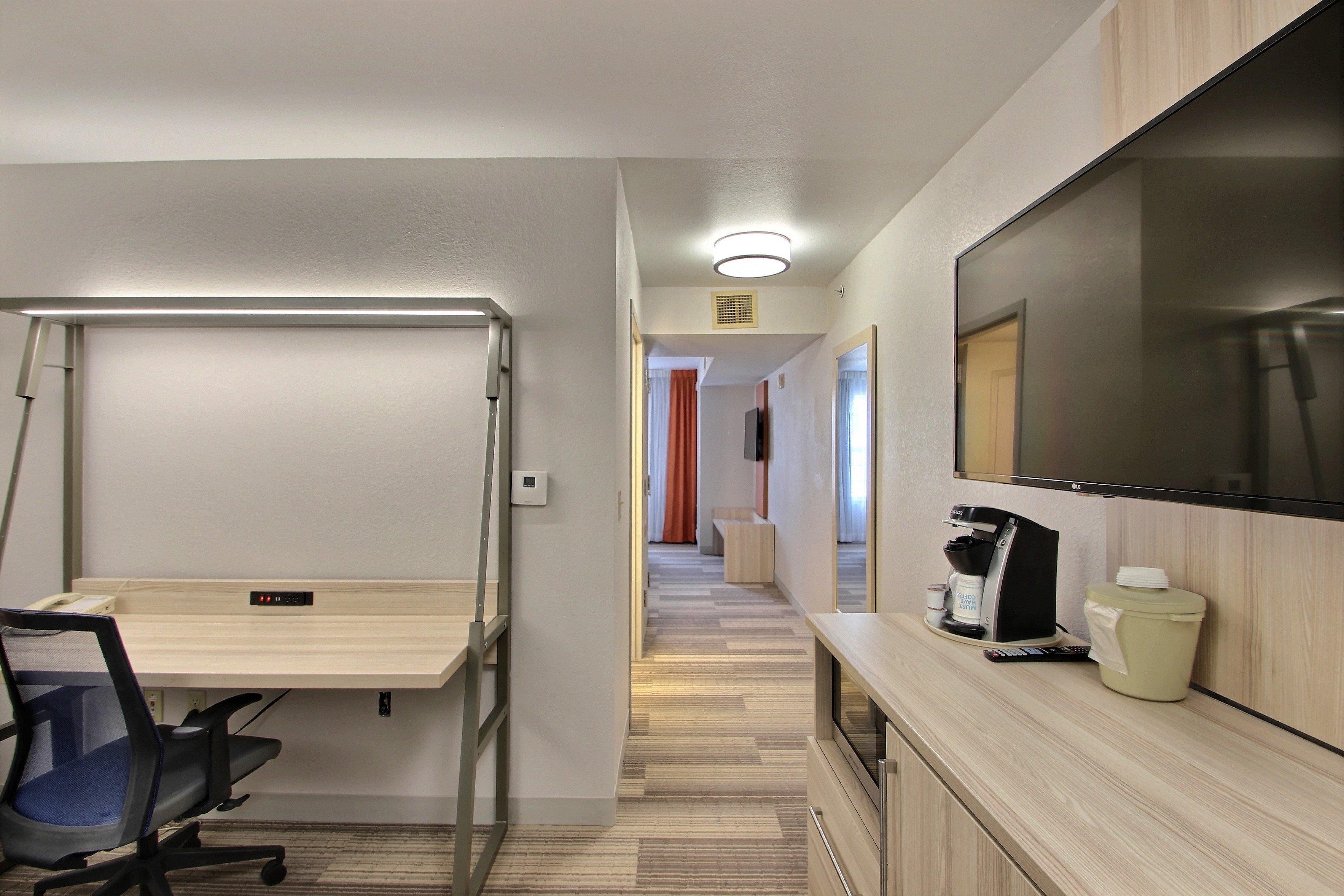 Holiday Inn Express Hotel & Suites Milwaukee Airport By Ihg Екстериор снимка