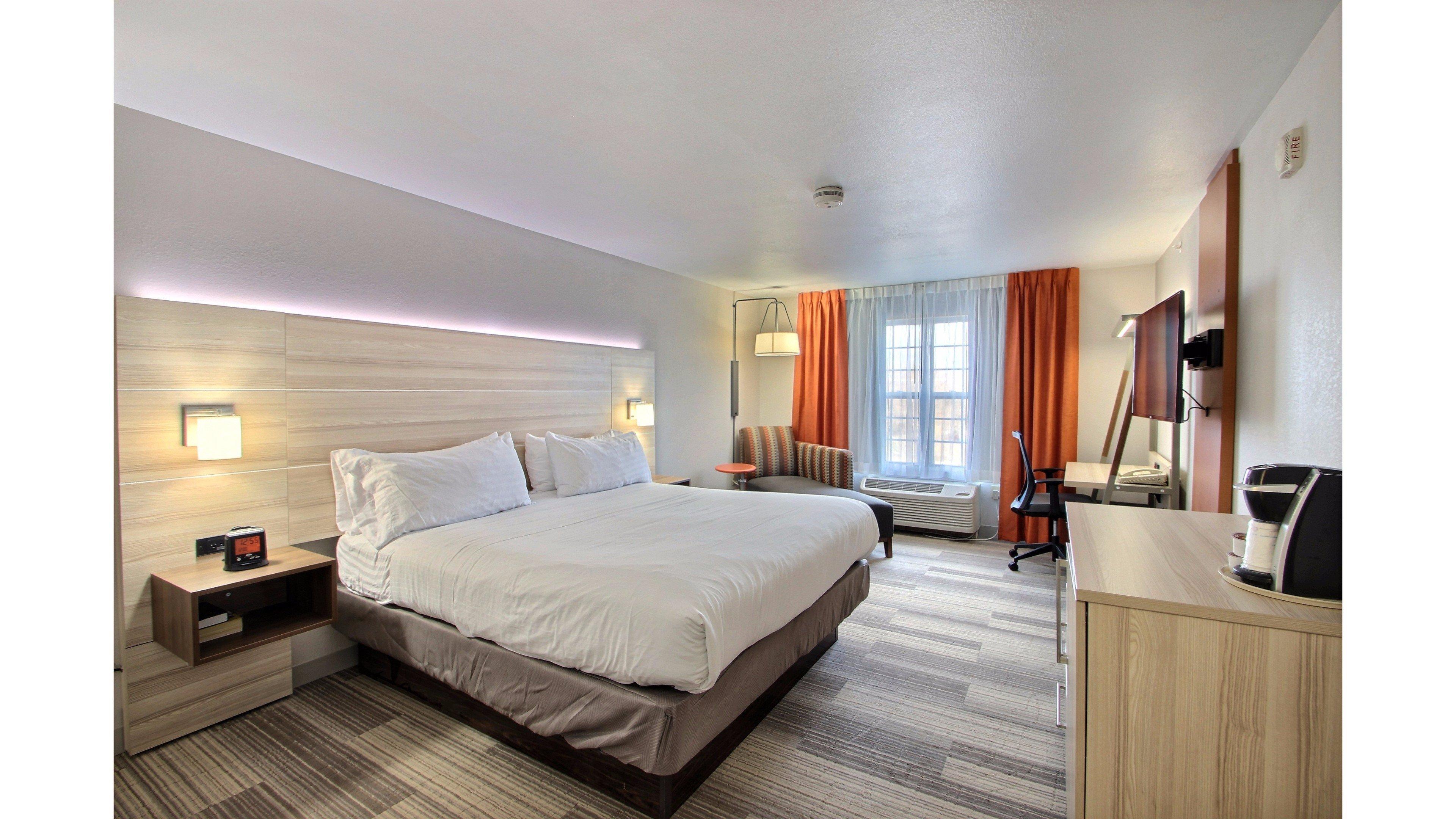Holiday Inn Express Hotel & Suites Milwaukee Airport By Ihg Екстериор снимка