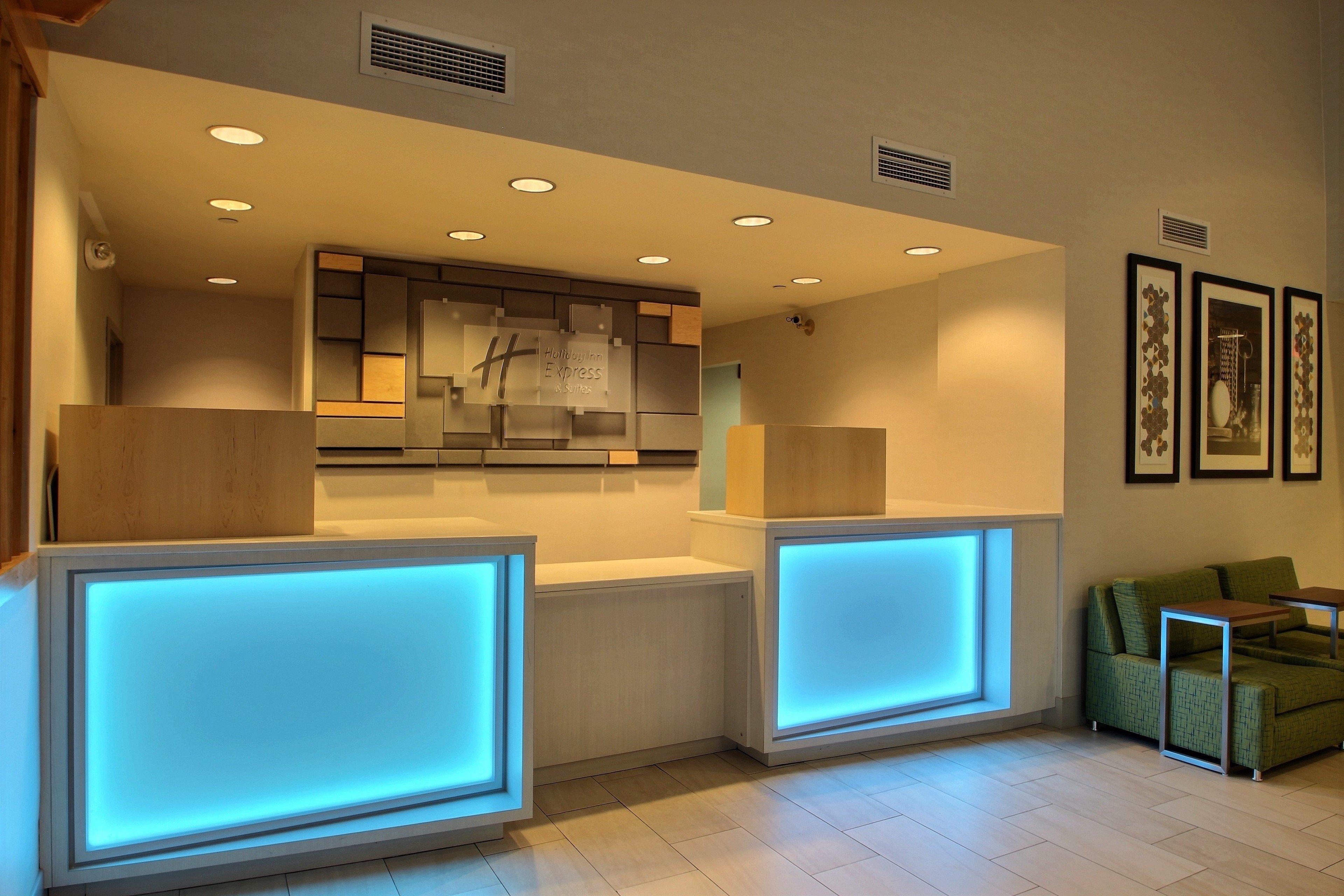 Holiday Inn Express Hotel & Suites Milwaukee Airport By Ihg Екстериор снимка