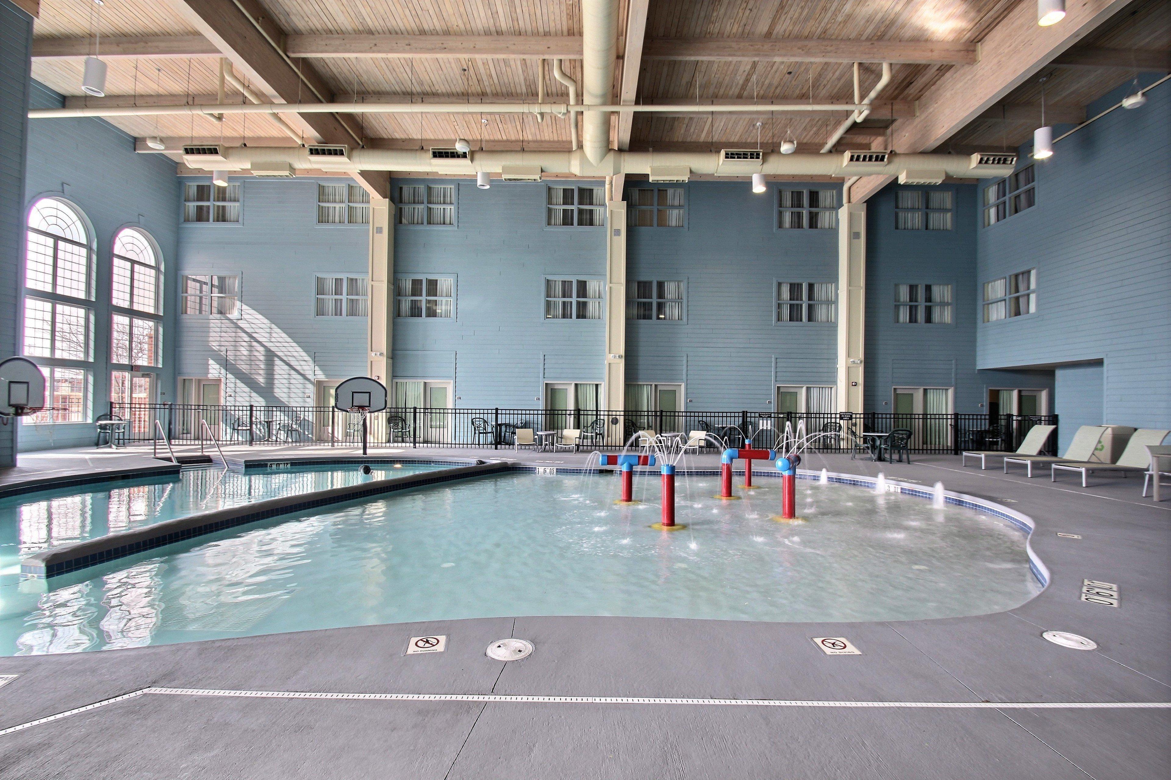 Holiday Inn Express Hotel & Suites Milwaukee Airport By Ihg Екстериор снимка