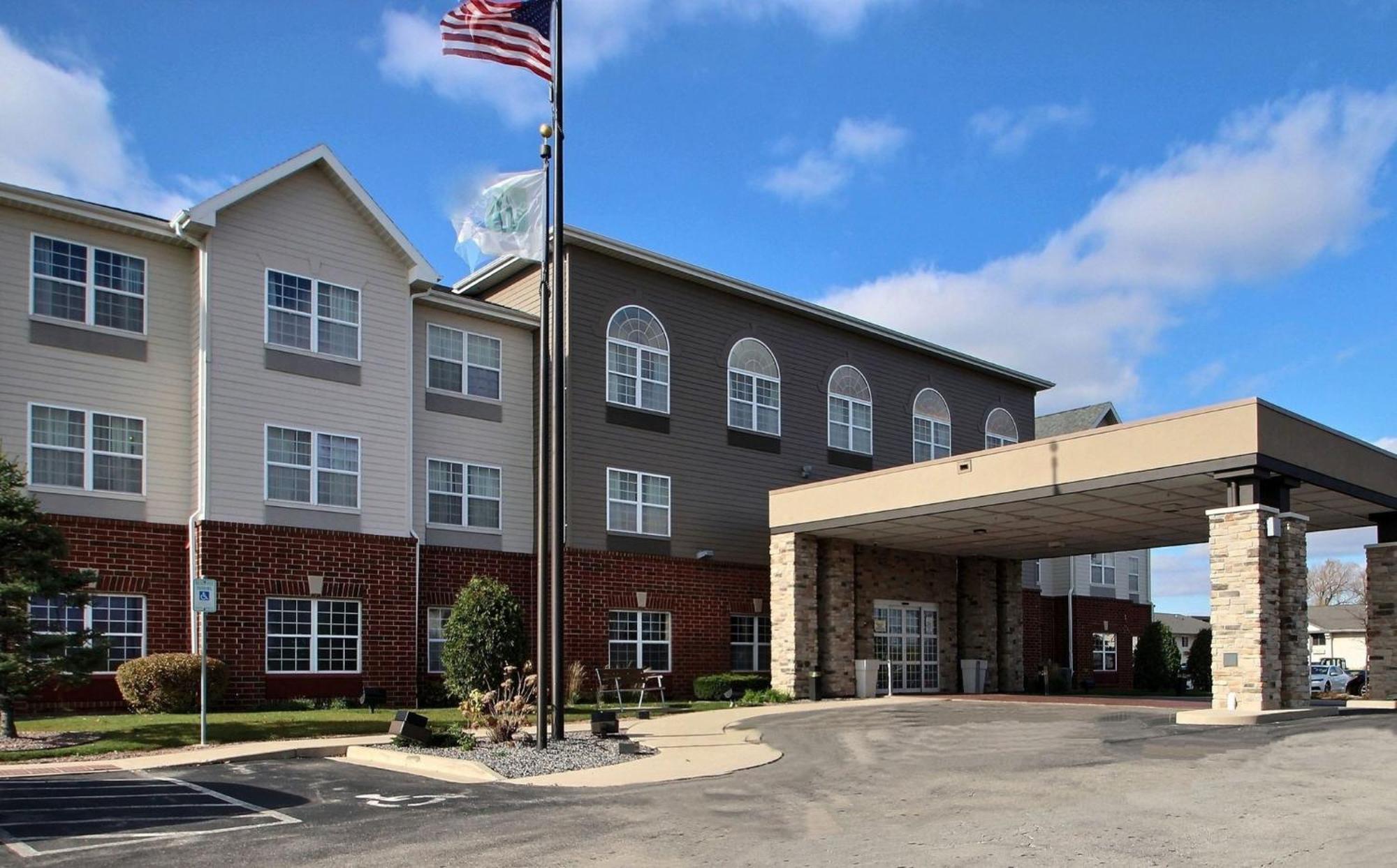 Holiday Inn Express Hotel & Suites Milwaukee Airport By Ihg Екстериор снимка